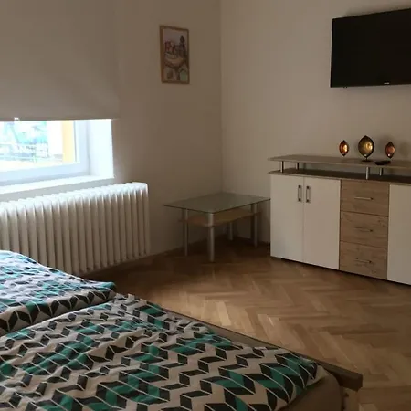 Two V Korytech Apartment *
