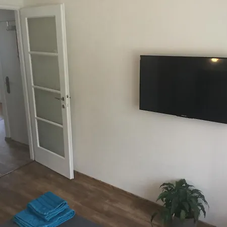 Two V Korytech Apartment *